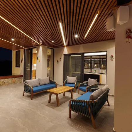 Yahli Lefkada * Kalamítsi